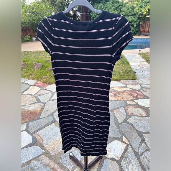 Vans dress size small - Picture 2 of 3